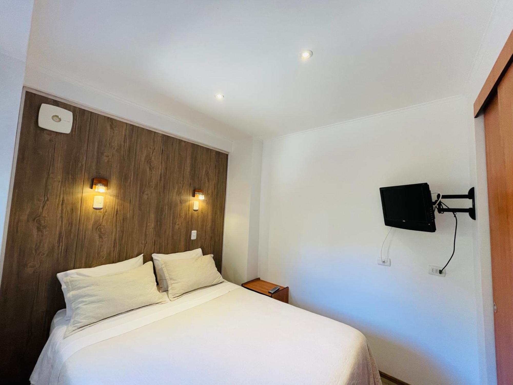 Hostal Recreo فينيا ديل مار المظهر الخارجي الصورة